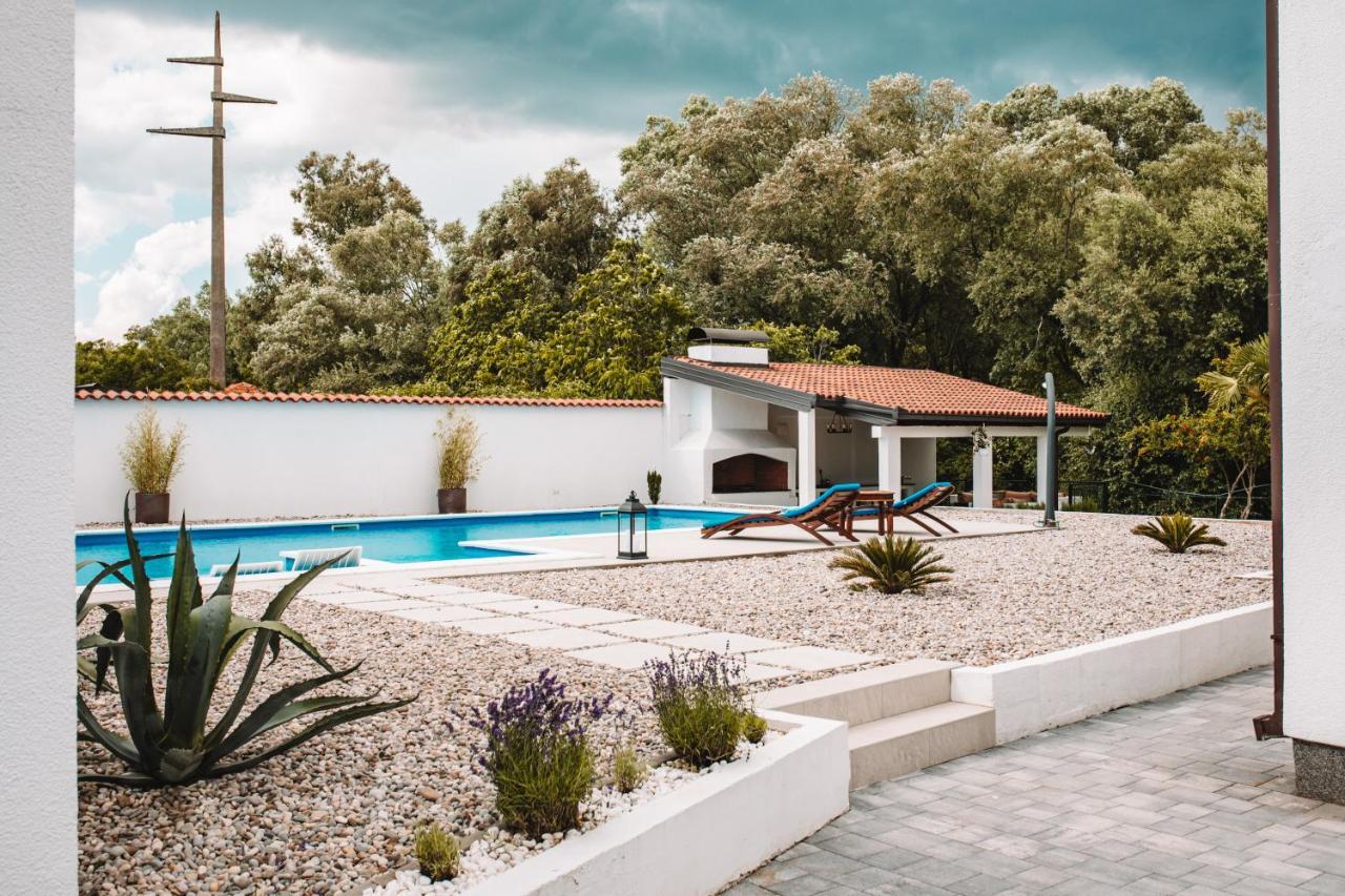 Mane Villa Mostar Buitenkant foto